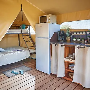 Des Papillons Camping